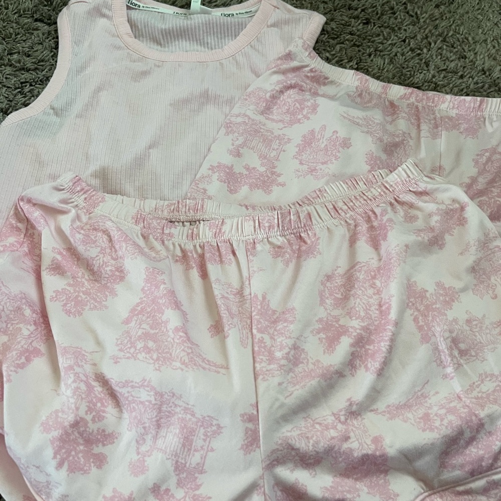 TJMaxx Pink Pajama Set